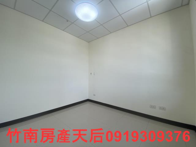 苗栗竹南大樓-3
