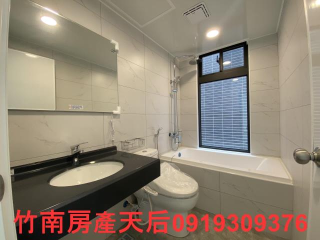 苗栗竹南大樓-6