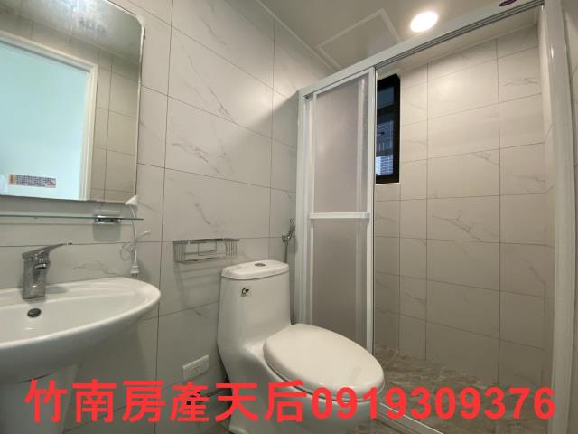 苗栗竹南大樓-8