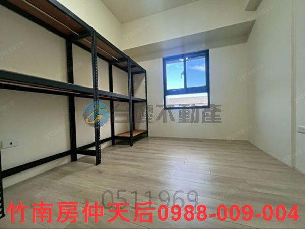 苗栗市大樓-9